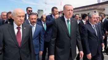 Eleştirilerin ardından sürpriz zirve: Erdoğan, Bahçeli, Destici bir araya geldi