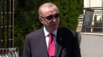 Erdoğan, Ayasofya'nın ibadete açılışının yıl dönümünü kutladı, Yeni Parti'yi gündemine almadı
