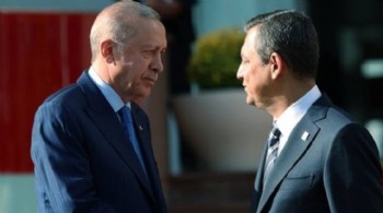 Erdoğan'dan Özgür Özel'e 500 bin liralık dava