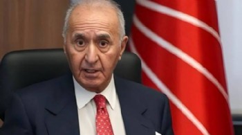 Eski CHP Genel Başkanı Hikmet Çetin hastaneye kaldırıldı