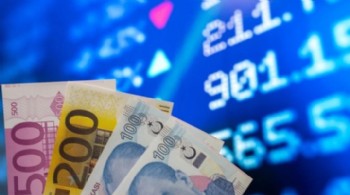 Euro yeniden 44 liraya yükseldi