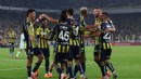 Fenerbahçe arayı kapatıyor