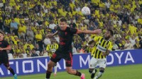 Fenerbahçe tek golle avantajı kaptı