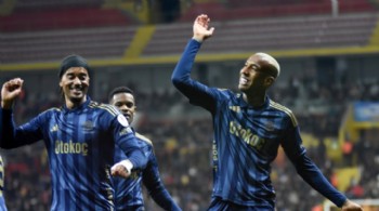 Fenerbahçe zirve takibini sürdürdü