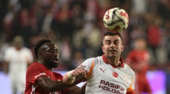 Galatasaray Antalya'da rahat kazandı