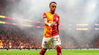 Galatasaray'da 3 oyuncuya veda zamanı!