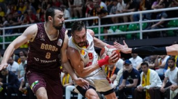 Göztepe Play-Off'ta seriyi eşitledi