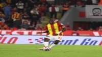 Göztepe'de Bokele kendini affettirdi