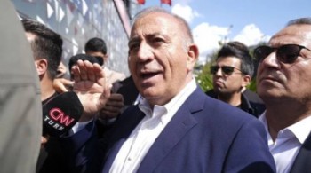 Gürsel Tekin mahkeme kararını tanımıyor! 'Görevimin başındayım' dedi