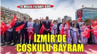 Her yer Türk bayrağı, her yer Atatürk