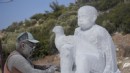 Heykeltraşlar Kuşadası'nda sanat üretiyor