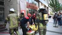 İş merkezinde nefes kesen yangın tatbikatı