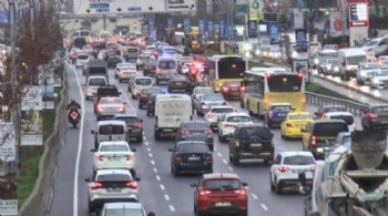 İstanbul'da trafik sıkışıklığının yıllık maliyeti 6 milyar doları geçiyor