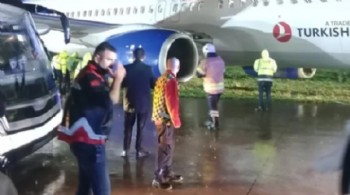İstanbul'da yolcu uçağı pistten çıktı