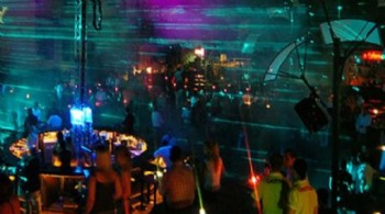 İstanbul'un gece kulüplerinde operasyon paniği!