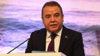 İtirafçı Muhittin Böcek, bu kez de Ferdi Zeyrek ve Özgür Özel'i işaret etti: '950 bin Euro teslim ettim'