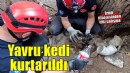 İzmir İtfaiyesi havalandırma bacasına sıkışan kediyi kurtardı