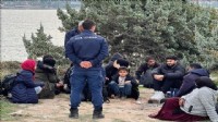 İzmir'de 24 düzensiz göçmen yakalandı