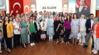 İzmir'de 'AK Kadın' buluşması
