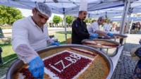 İzmir'de muharrem ayı aşureyle taçlandı