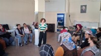 Kadın sağlığı seminerleri İzmir genelinde yaygınlaşıyor
