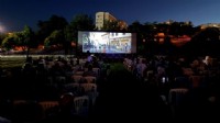 Karabağlar'da açıkhava film keyfi