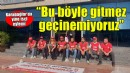 Karabağlar'da oturma eylemi... ''Bu böyle gitmez, geçinemiyoruz''