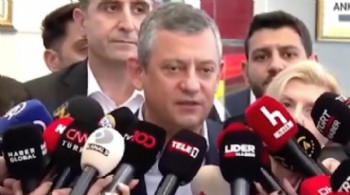 Kararın açıklanmasının ardından Özgür Özel kameraların karşına geçti
