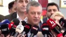 Kararın açıklanmasının ardından Özgür Özel kameraların karşına geçti