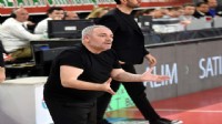 Karşıyaka'da Ahmet Kandemir beklemede