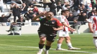Karşıyaka'da Ömer Faruk bekleniyor