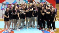 Karşıyaka'nın kızları Türkiye üçüncüsü