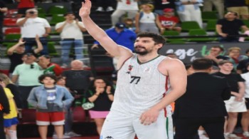 Karşıyaka'ya Muhsin'den veda
