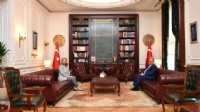 Kemal Kılıçdaroğlu’nun ekibinde yer alan Semra Dinçer, Ankara Valisi’ni ziyaret etti