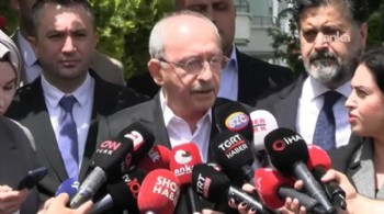 Kılıçdaroğlu 'mutlak butlan' kararı sonrası ilk kez kameralar karşısına çıktı: 'Özgür Bey'e yeni görevi hayırlı olsun'