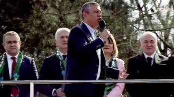 Kocaeli'de 'Millet İradesine Sahip Çıkıyor' mitingi: Özgür Özel'den Tarkan'a 'Kartepe' çağrısı