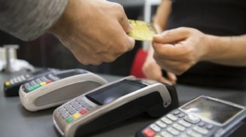 Kredi kartı ve nakit avansta esneme sinyalleri