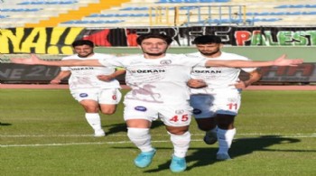Küme düşürülen Altınordu'da transfer sürüyor