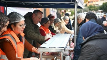 Kuşadası'nda Ramazan bereketi