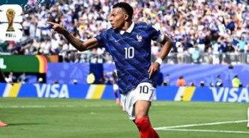 Kylian Mbappe Fransa tarihine adını altın harflerle yazdı!