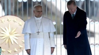 MHP'den Papa'nın Türkiye ziyaretine tepki