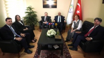 MHP ile DEM Parti bayramlaştı: Gündemde 'statü', süreç ve tutuklu belediye başkanları yer aldı