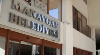 Manavgat Belediyesi'ne operasyon: 36 gözaltı!
