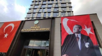 Manisa CHP Grup Başkanvekili gözaltına alındı