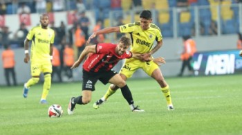 Mourinho gitti, Fenerbahçe kazandı