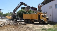 Nazilli'de yol yenileme çalışmaları sürüyor