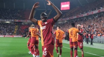 Osimhen'in imza atacağı yer belli oldu