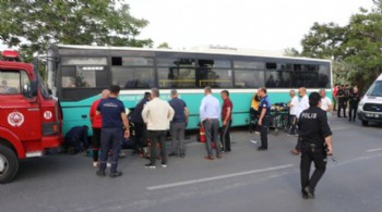 Otobüs çarptı: Anne öldü, oğlu yaralı!