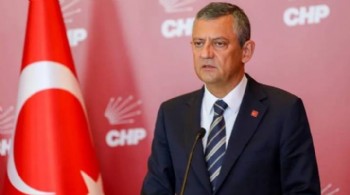 Özel, Numan Kurtulmuş'un iftar davetine katılmayacağını açıkladı: Yine balta çeldiler, bu akşam Tanju'nun yanına Sincan Cezaevi'ne gideceğim!