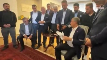 Özel 'mutlak butlan' kararını yırtıp attı!